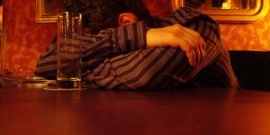 Alcohol detox at home